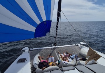 Océan Étoilé : Vivez la magie d'une navigation nocturne en baie