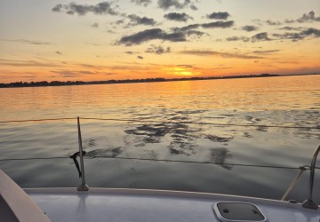 Sunset Breizhile Croisière : L'Apothéose de Votre Journée en Mer